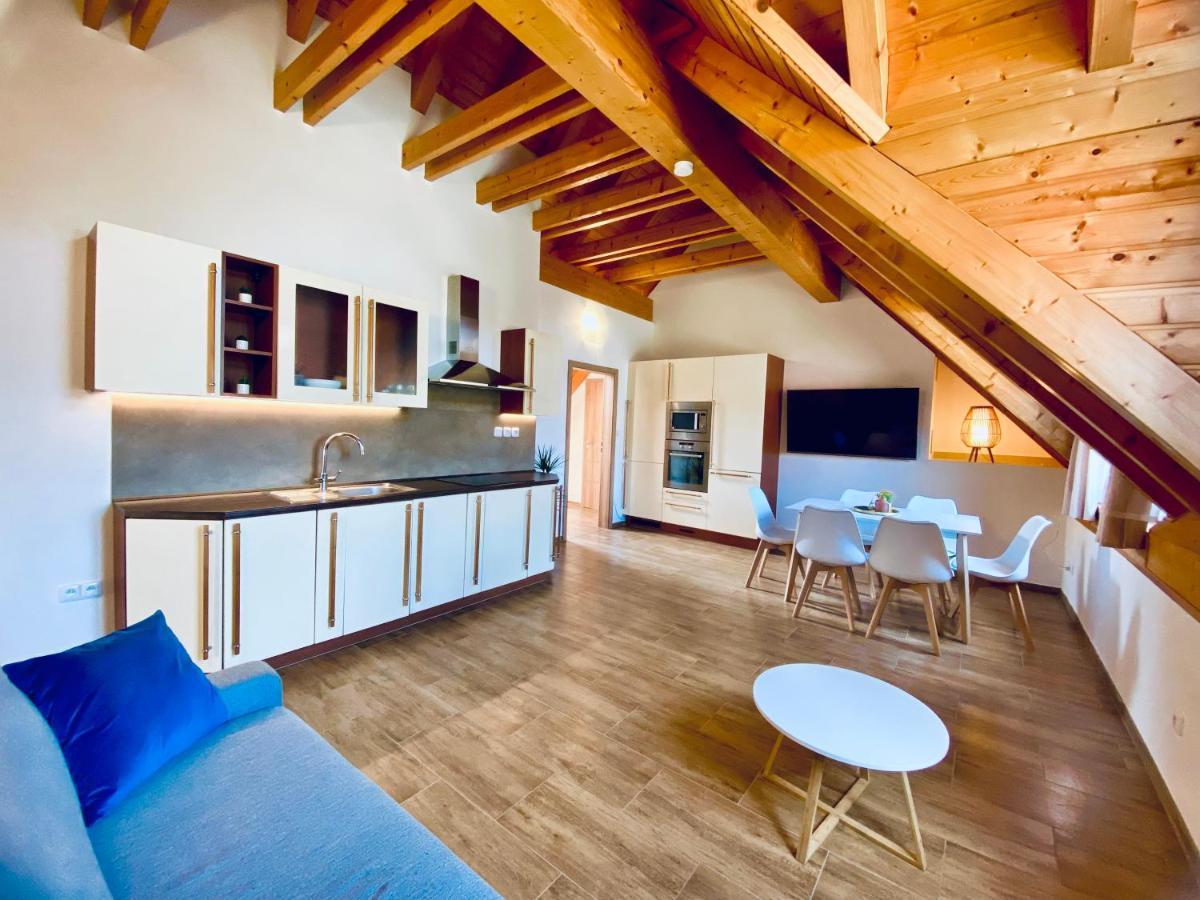 Relax Apartment Прага Екстер'єр фото
